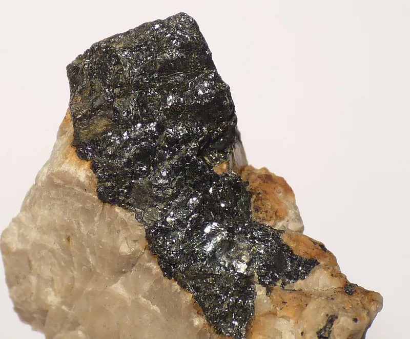 Rynersonite.jpg