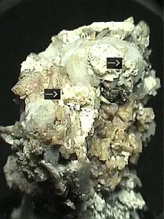 Sabinaite-Analcime-20275.jpg