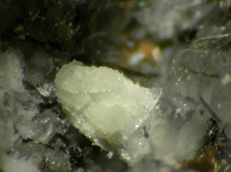 Sazhinite-(La)-108717.jpg