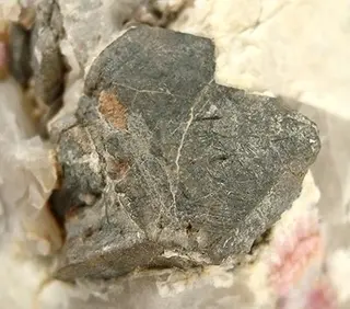 Schiavinatoite-260476.jpg