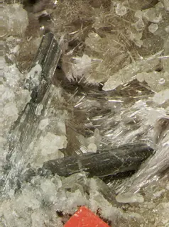 Elpidite, Ashcroftine-(Y), Calcite-531182.jpg