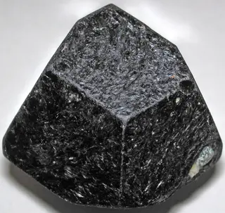 Schorl tourmaline 6.jpg