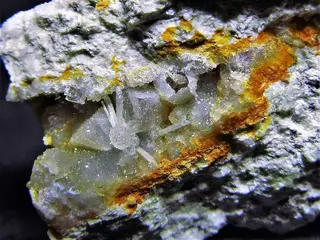 Sellaite, Quartz-1068418.jpg
