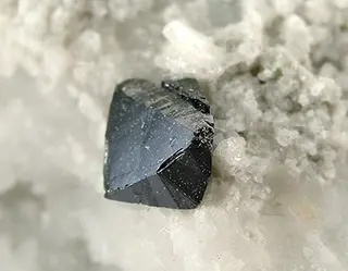 Senaite-t08-79b.jpg