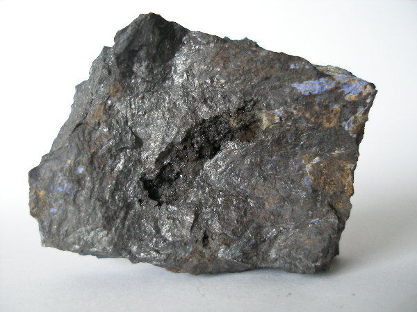 Serrabrancaite