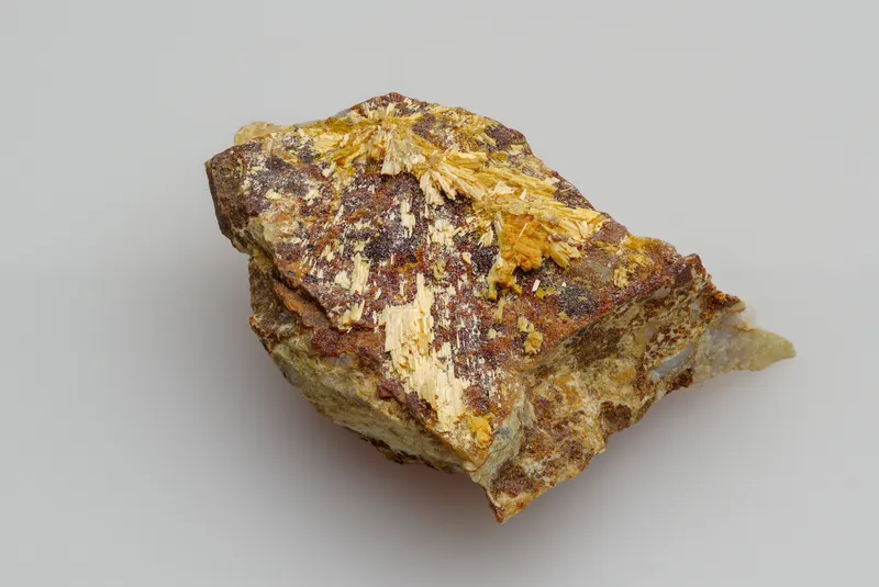 Sideronatrit - Chuquicamata, Chile - 9.2 g.jpg