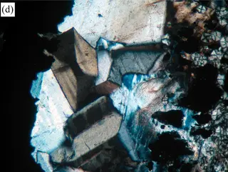 Silesiaite in the calcic skarn of El Valle-Boinás, Asturias (d).png
