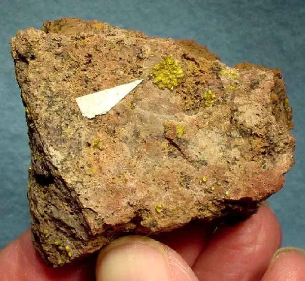 Soddyite-69258.jpg