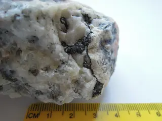 Allemontite stibarsen (AsSb) or (SbAs) (13400943295).jpg