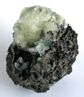 Tarbuttite-171919.jpg