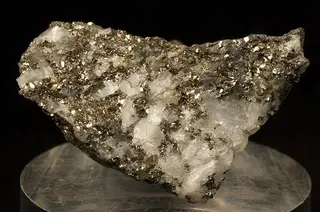 Tetradymite-220545.jpg