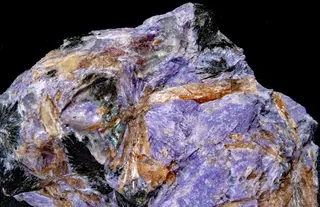 Charoite, aegirine, tinaksite 1.jpg