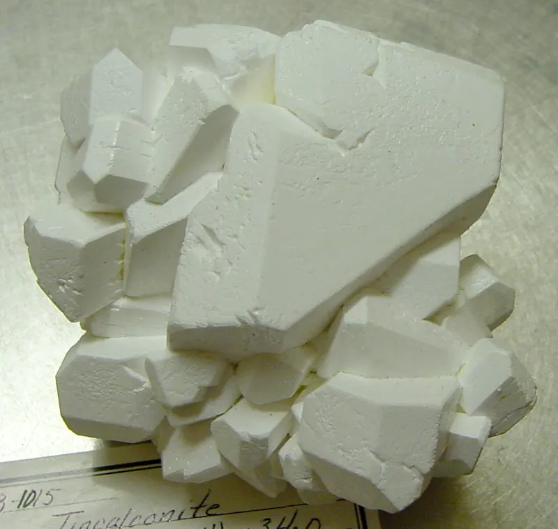 Tincalconite-byu.jpg