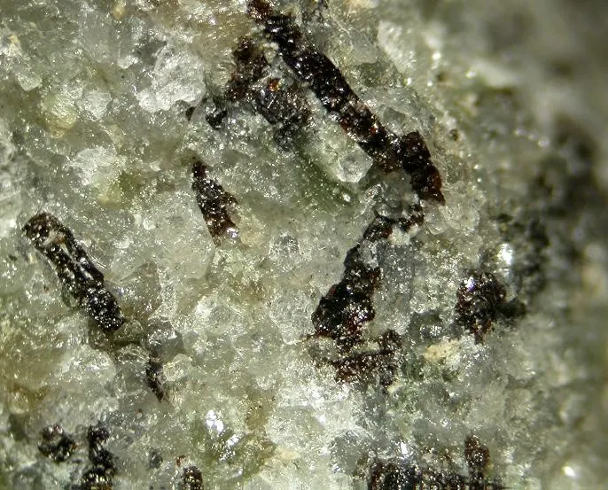 Titantaramellite-90403.jpg