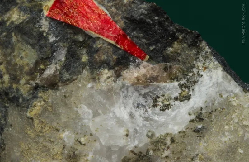 Trimerite-762205.jpg
