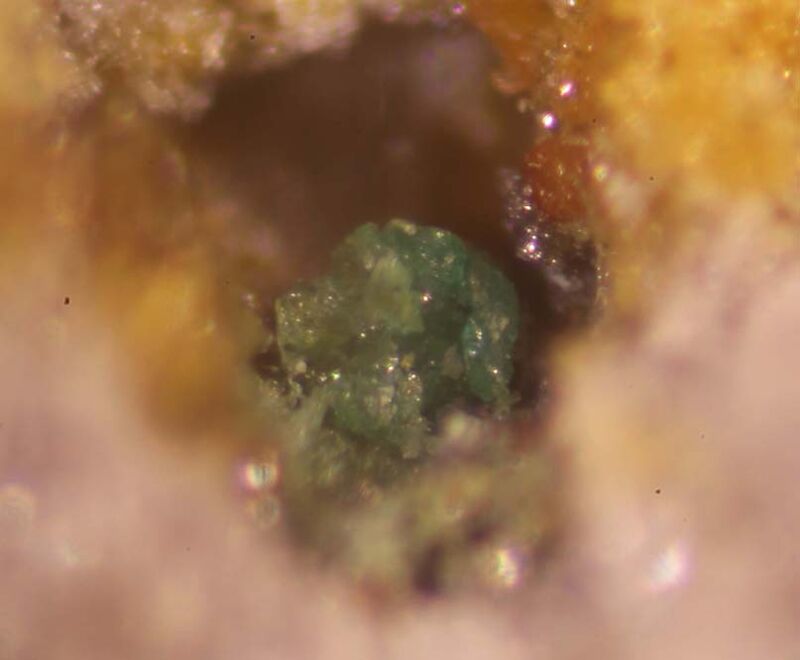 Tripuhyite