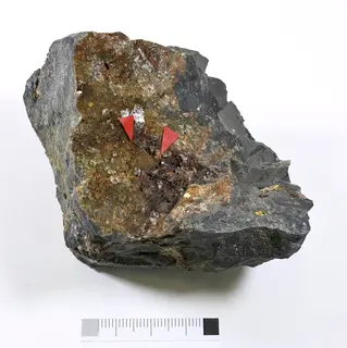 Tripuhyit Antimonit Gips 32913 1.jpg