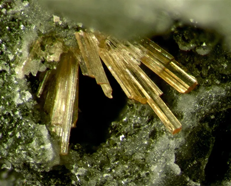 Tundrite-(Ce)-789494.jpg