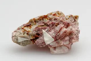 Dussertit, Barium-Pharmakosiderit, Quarz, Baryt - Schmiedestollenhalde, Wittichen, Schwarzwald - 15,9 g.jpg