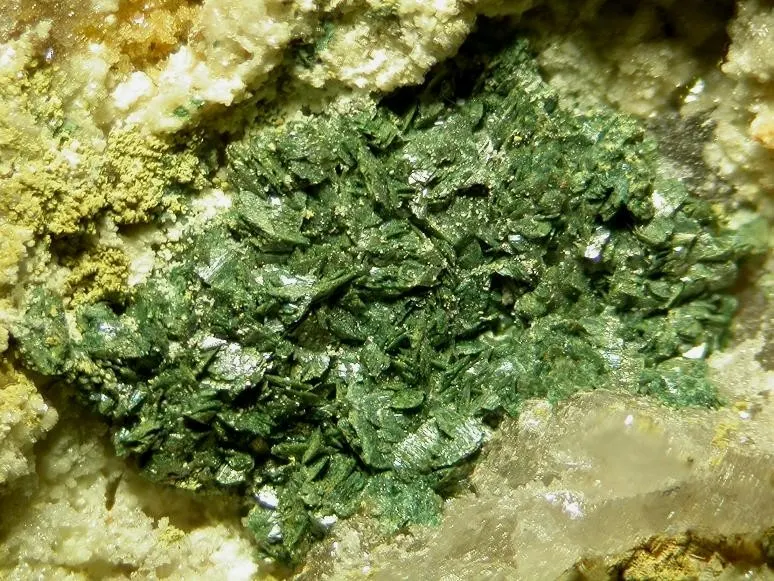 Vauquelinite-120513.jpg