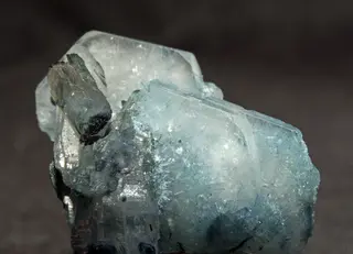 Alkali-beryl, elbaite, schorl, quartz.jpg
