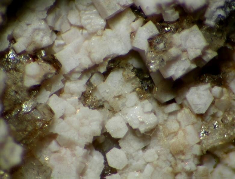 Vuoriyarvite-K
