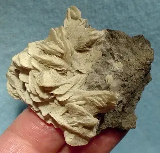 Barytocalcite-179406.jpg