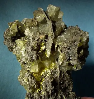 Beaverite-Smithsonite-165258.jpg
