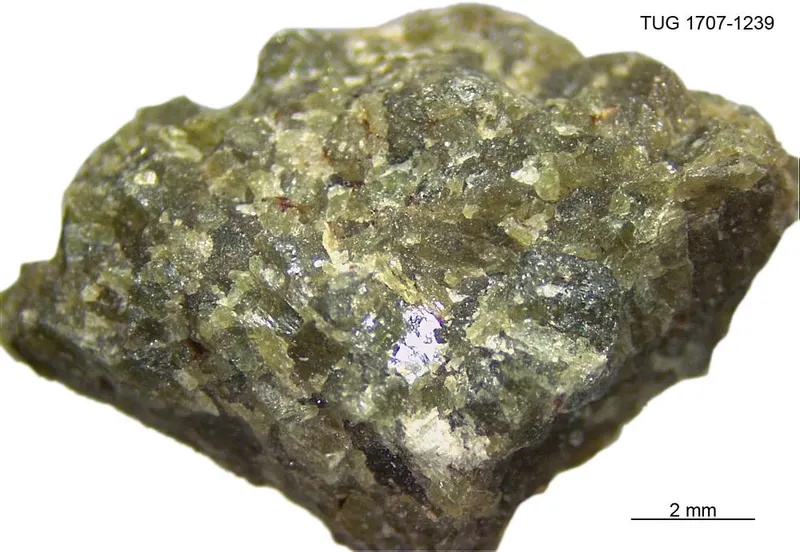 Johannsenite