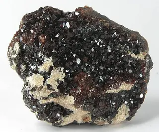 Bementite-Andradite-137564.jpg