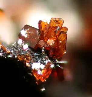 Bermanite-141090.jpg