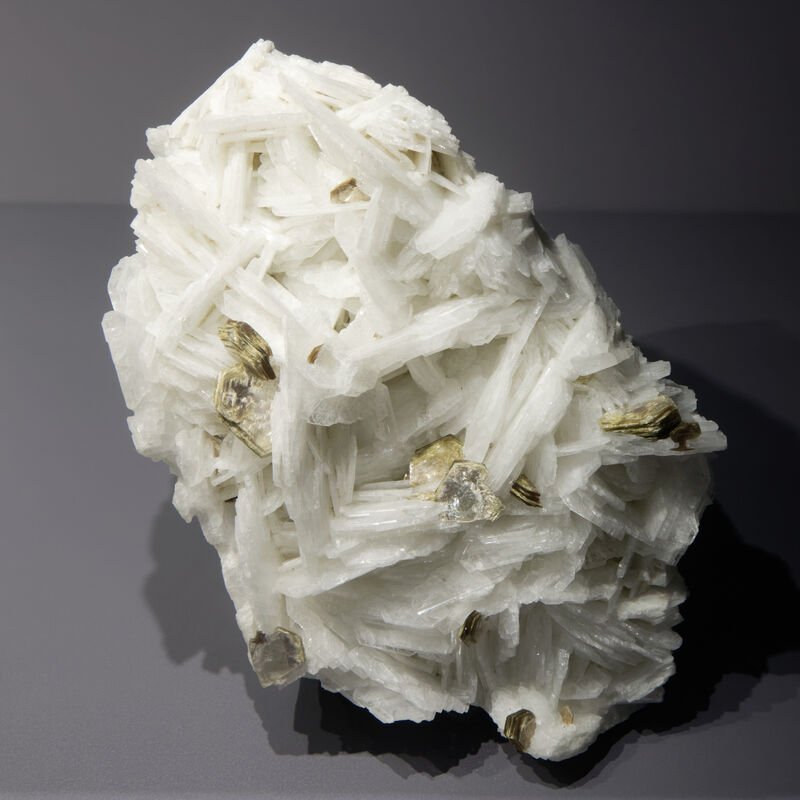 Cleavelandite
