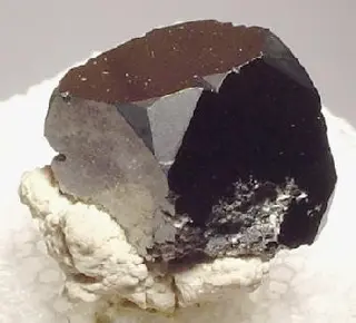 Bixbyite-118925.jpg