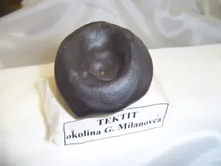 Tektite Serbia.JPG