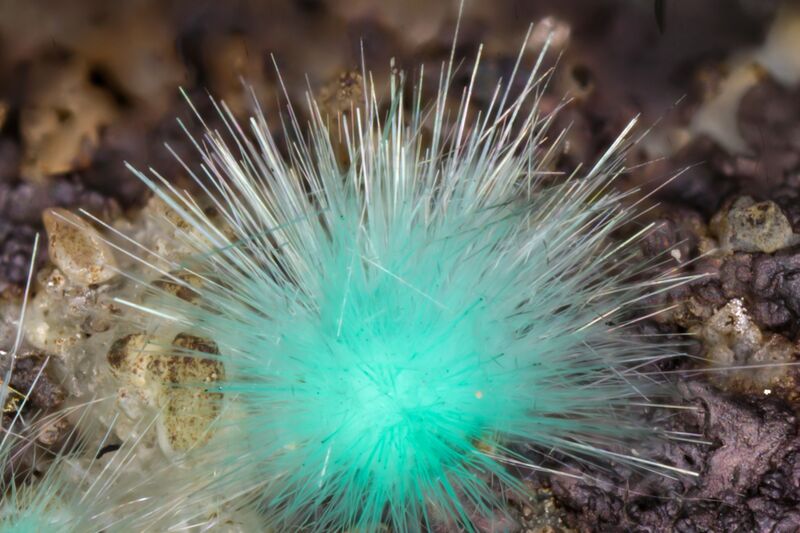 Agardite-(Y)