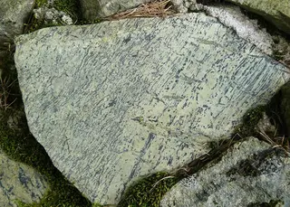 1208 Pleonast fassait - Hodruša-Hámre.jpg