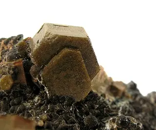 Manganpyrosmalite-mrz160b.jpg