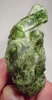 Diopside-121236.jpg