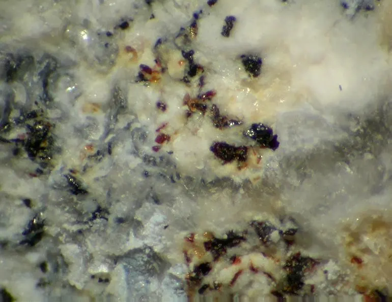 Brownmillerite-103177.jpg