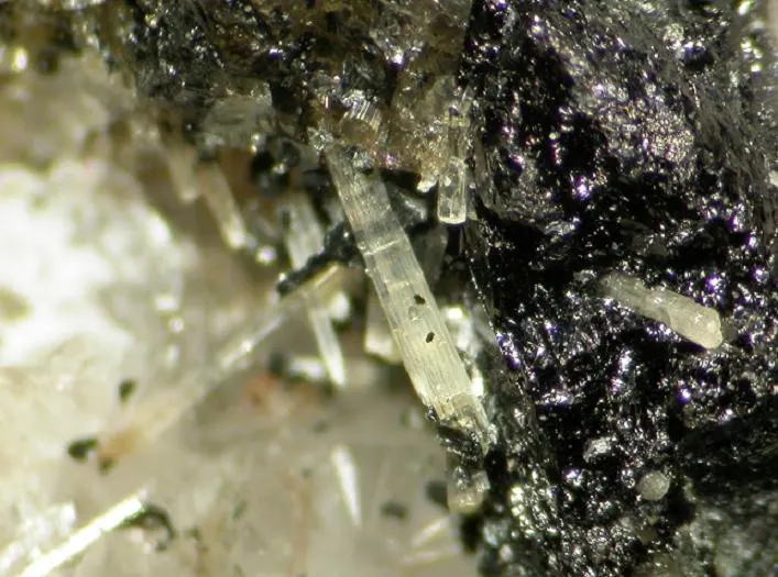 Burbankite-111325.jpg