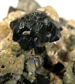 Aheylite-Cassiterite-rare08-2-01b.jpg