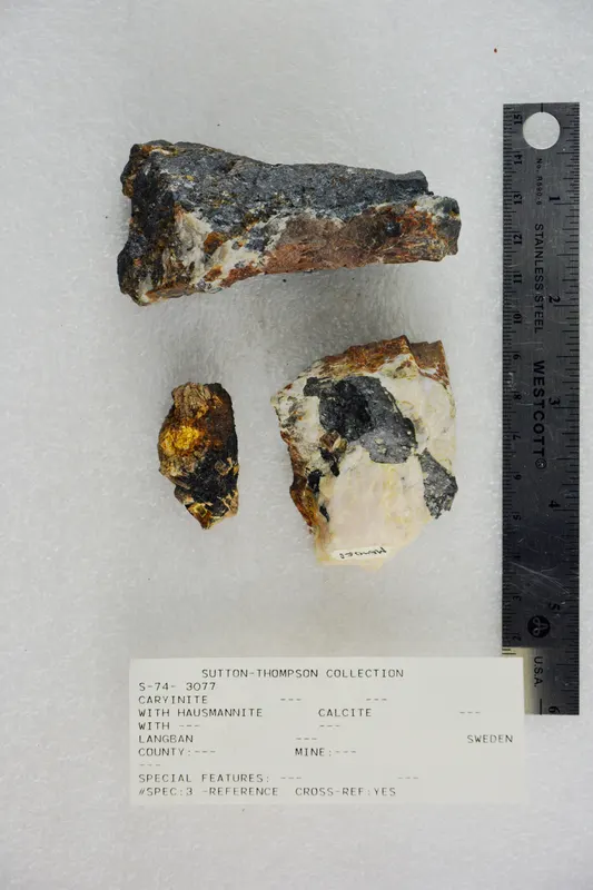 Caryinite with Hausmannite and Calcite (48140105038).jpg