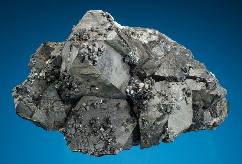 Alabandite