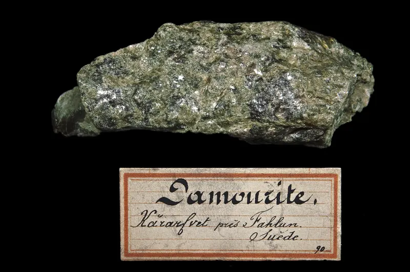 Damourite.jpg
