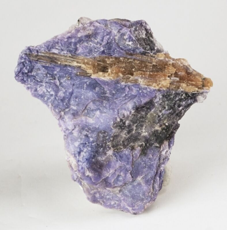 Tinaksite