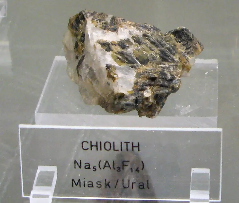 Chiolith - Miask, Ural.jpg