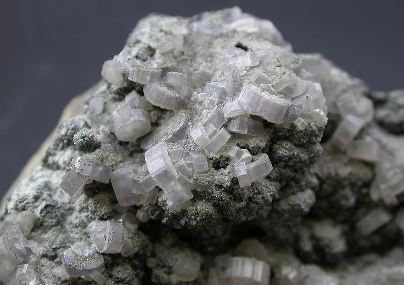 Apatite-257657.jpg