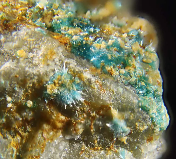 Aldridgeite.jpg