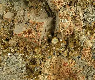Chabazite-Ca-Heulandite-Ca-pas-61b.jpg