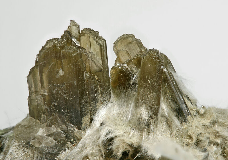 Clinozoisite